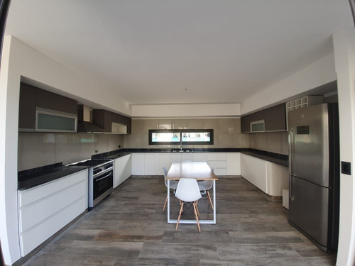 Imagen 6 de 22 de Casa En Venta En Fincas De San Vicente
