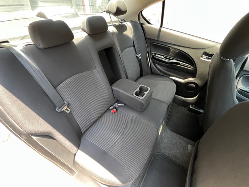 Dodge Attitude 1.2 Sxt At Cvt