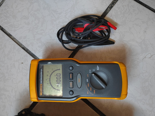 Fluke 1520 Megohmmeter (Usado)