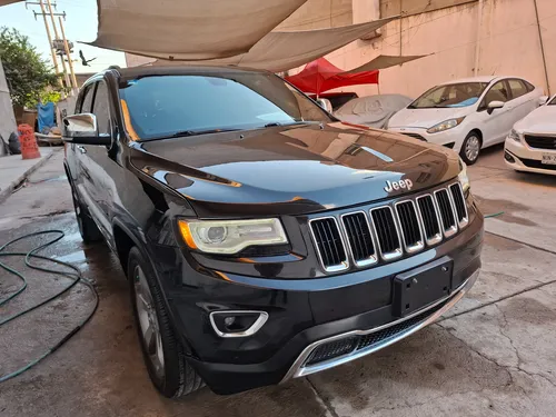 Jeep Grand Cherokee 5.7 Limited Lujo 4x2 Mt