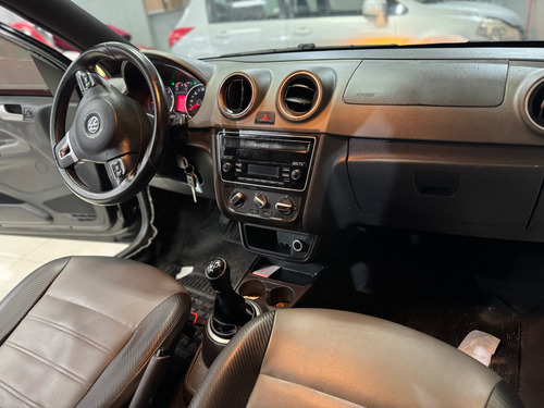 Volkswagen Saveiro 1.6 16v Cross Cab. Estendida Total Flex 2p