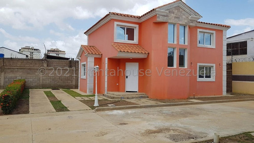 Imagen 1 de 15 de Buscas Un Hermosa Casa? Te Presento Esta Excelente Opción: A Estrenar! 04127800070 Cod Mls 22-2942