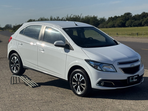 Chevrolet Onix ONIX HATCH LTZ 1.4 8V FlexPower 5p Mec.