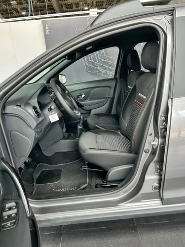 Stepway Intens Mecánica
