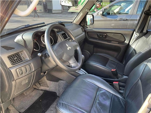Imagem 11 de 11 de Mitsubishi Pajero Tr4 2.0 4x2 16v 140cv Flex 4p Automático