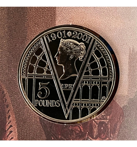 Moeda Oficial 2001 £5 Rainha Victoria Lacrada No Encarte