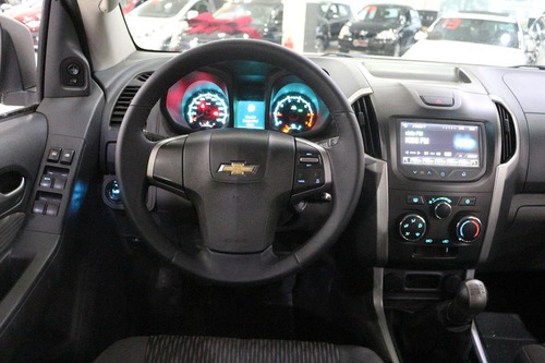 Chevrolet S10 2.4 Advantage Cab. Dupla 4x2 Flex 4p