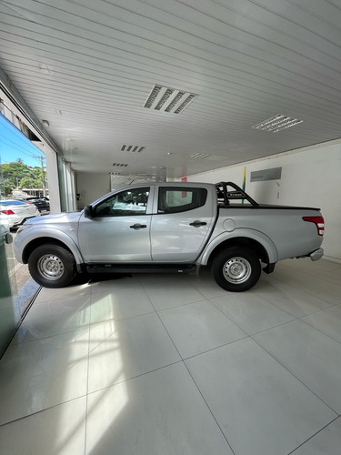 Mitsubishi L200 2.4 Triton Gls Cab. Dupla 4X4 Aut. 4P