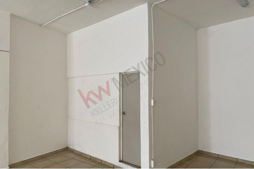 ¡renta De Local Comercial Con Excelente Ubicación En El Centro!