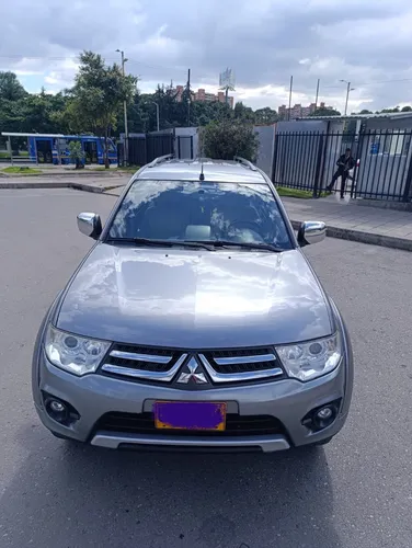 Mitsubishi Nativa 3.0l