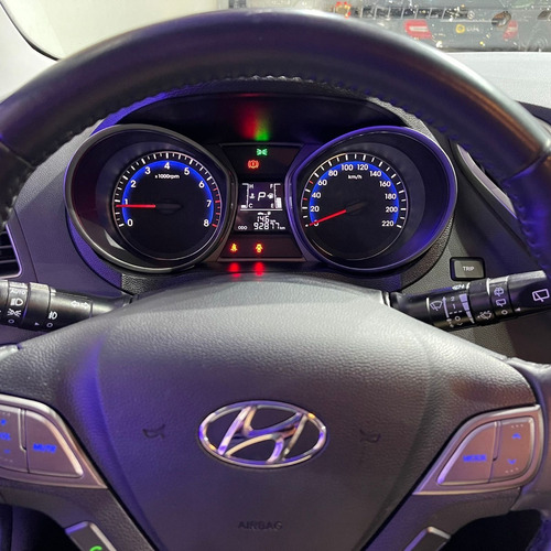Imagem 8 de 13 de Hyundai Hb20
