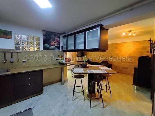 Imagen 9 de 30 de Townhouse En Venta El Castaño, Conjunto Cerrado. Maracay 23-18675 Hc