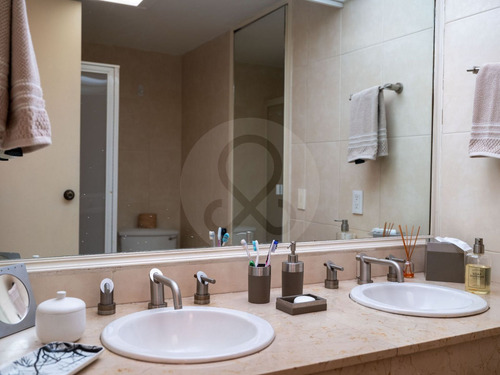 Casa En Venta En Lomas De Tecamachalco 3 Recámaras
