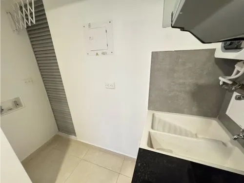 Se Vende Apartaestudio - Sector Av Centenario