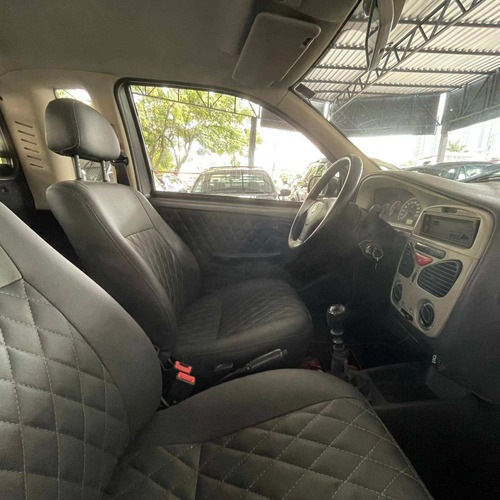 Imagem 14 de 15 de Fiat Strada 1.4 Mpi Fire Ce 8v Flex 2p Manual