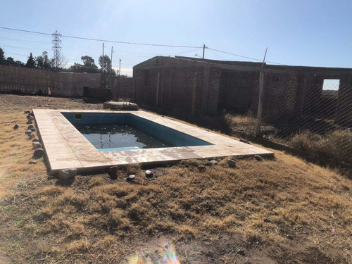 Imagen 2 de 15 de Venta Lote Con Quincho Y Pileta A Estrenar.