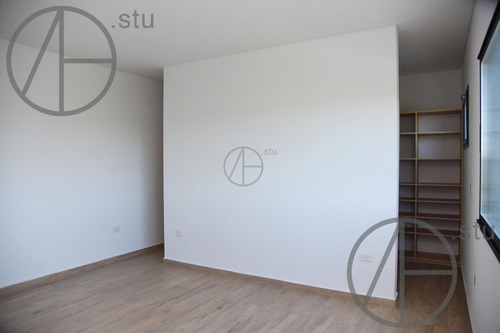 Casa En Venta De 5 Ambientes En Puertos