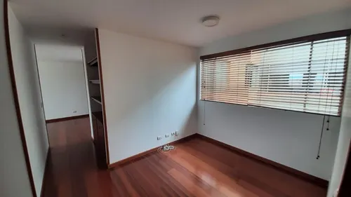 Apartamento En Arriendo En Colina Campestre Iii, Iv, V, V. Cod A242