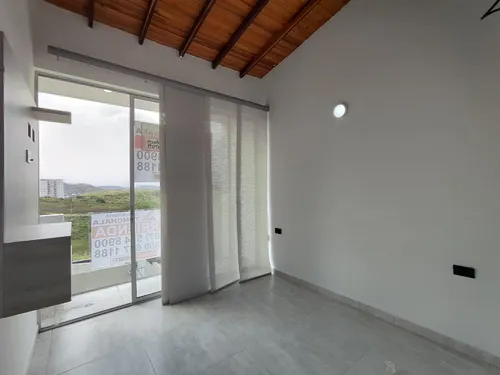 Casa En Venta En Bellavista. Cod V30490