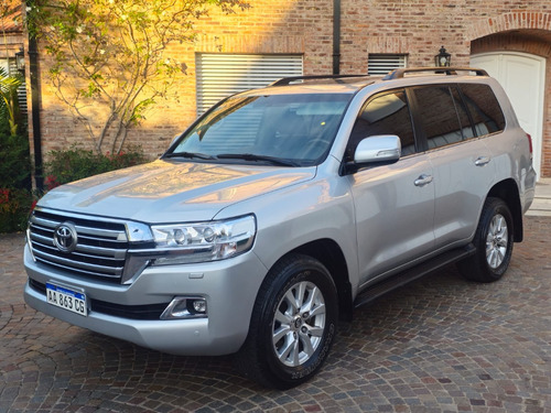 Toyota Land Cruiser 4.5 Td 200 Vx 265cv At W/floormat