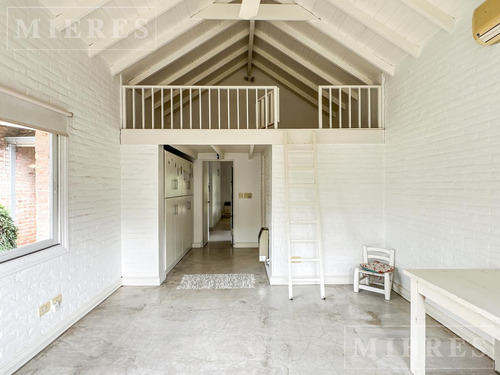 Muy Linda Casa En Venta En Laureles