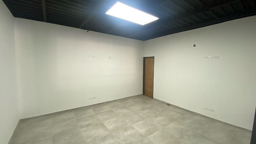 Imagen 16 de 25 de Galpón Vip En Venta Los Dos Caminos 710m2