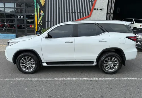 Toyota Fortuner Srv 2.8 Diesel 4x4