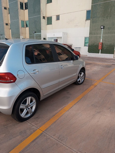 Volkswagen Fox 2016 1.6 16v Msi Highline Total Flex 5p