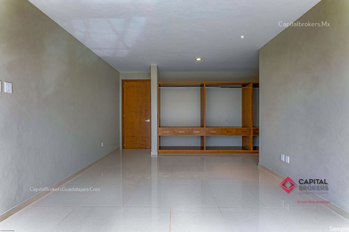 Imagen 25 de 30 de Casa De Lujo En Venta Nueva Bugambilias Sur