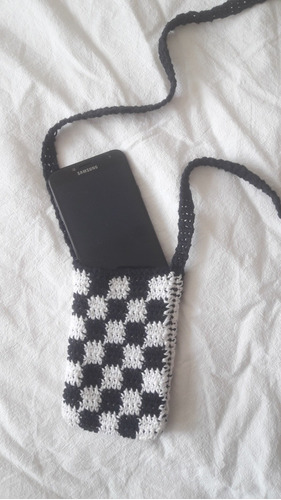 Portacelular Tejido Crochet Cuadros Morral Teléfono B Y N