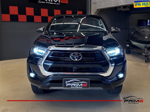 Toyota Hilux 2.8 D-4D TURBO DIESEL CD SRX 4X4 AUTOMÁTICO