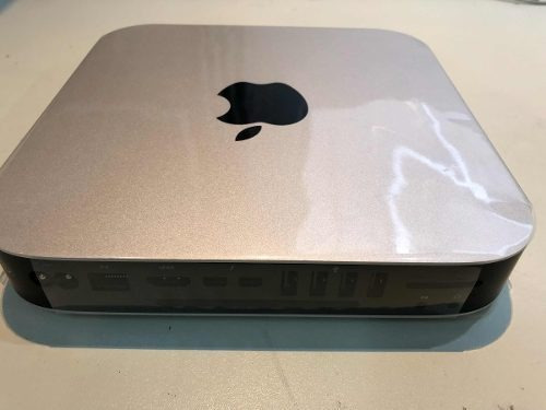 Mini PC Apple Mac Mini 1.4 GHz con Mac Monterey, Intel Core i5-5250U, memoria RAM de 4GB y capacidad de almacenamiento de 120GB color gris