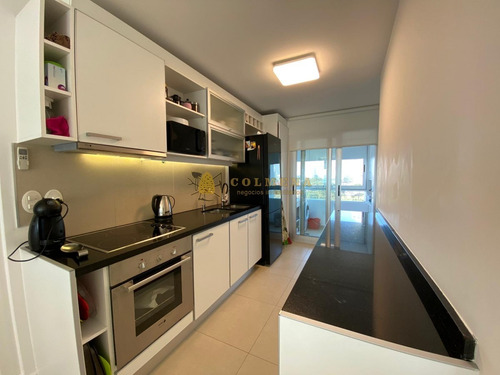Departamento 2 Dormitorios En Gala Tower, Mansa, Punta Del Este - Ref: 3745