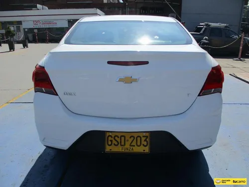 Chevrolet Onix Lt 1400cc Mt Aa
