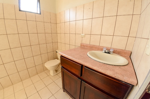 Imagen 13 de 23 de Linda Casa Ubicada En Jardines De Aguacaliente, Cartago