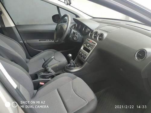 Peugeot 408 Allure Hdi