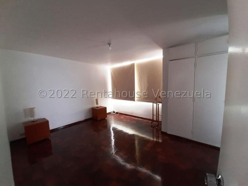 Se Vende Apartamento En Los Palos Grandes Mls #25-20432