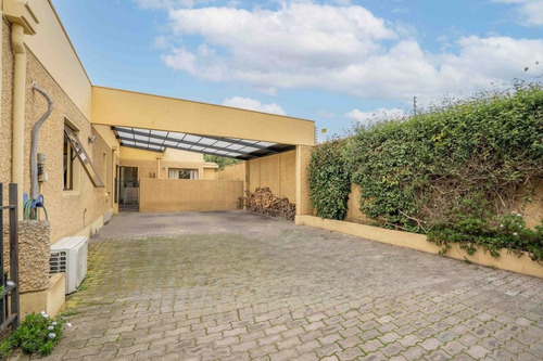Broker Impecable 5d-4b-se-depend- Patio- Piscina