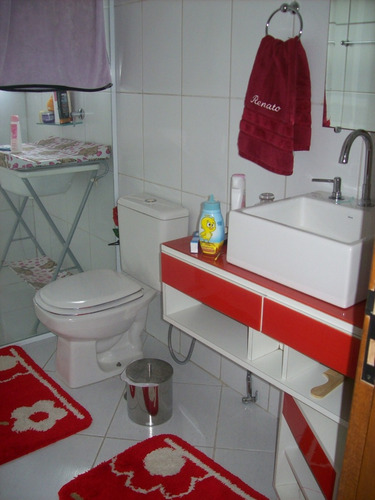 Sobrado À Venda 4 Dormitórios 6 Vagas Aruã Sb-0022