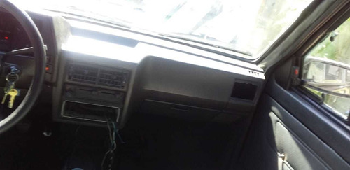 Imagem 8 de 10 de Volkswagen Voyage Cl