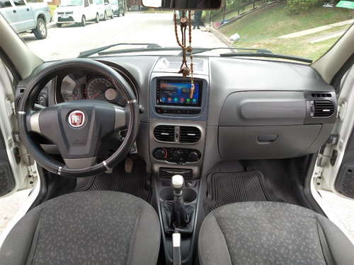 Fiat Palio Weekend Trekking 1.4 Audio Multimedia Y Subwoofer
