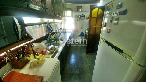 Imagen 9 de 28 de Hermosa Casa En Zona Residencial Cerca De Colegios. 3 Dormitorios. 2 Baños.