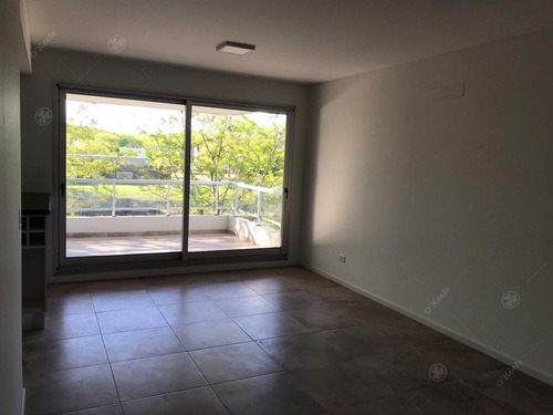 Imagen 23 de 25 de Departamento En Venta De 3 Ambientes En Condominio Del Lago