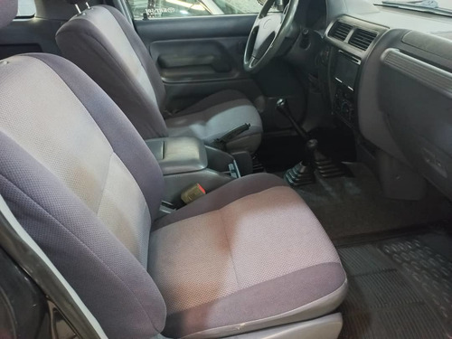 Imagen 7 de 10 de Toyota Meru