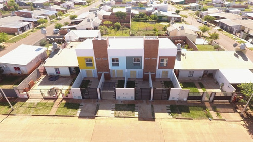 Imagen 1 de 10 de Duplex En Venta Itaembé Guazú