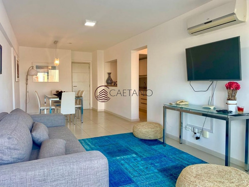 Imagen 6 de 14 de Apartamento En Venta Dos Dormitorios Moderno - Punta Del Este Aidy Grill