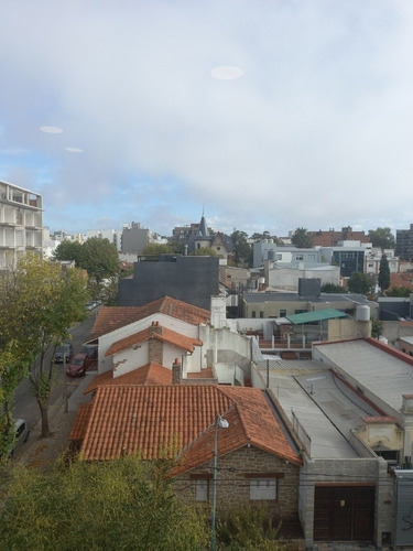 Imagen 4 de 6 de Departamento Monoambiente. Zona Shopping Aldrey.