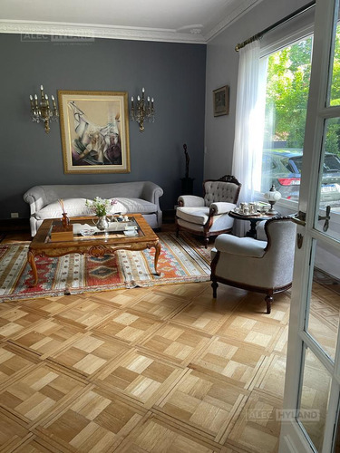 Excelente Chalet Inglés, En Alquiler Y Venta En Martínez, Vías A Libert