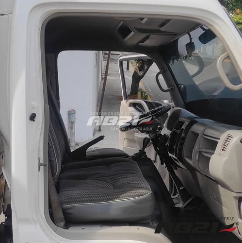 Imagen 5 de 10 de Toyota Dyna