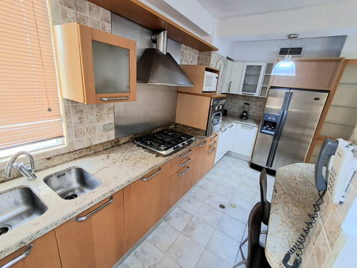 Yz Apartamento En Alquiler Urb. El Bosque